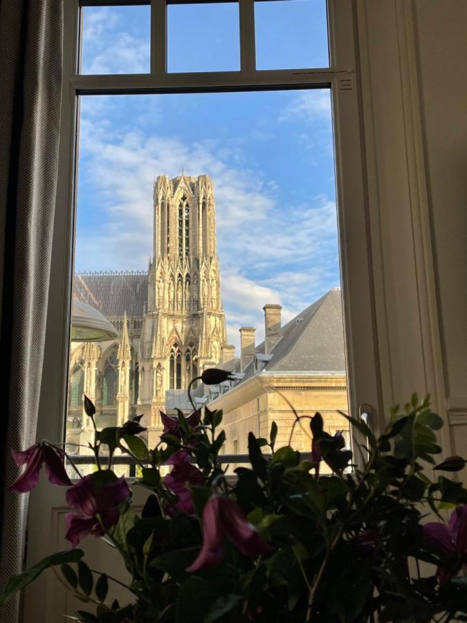 Les Berceaux De La Cathedrale Apartment Reims Luaran gambar