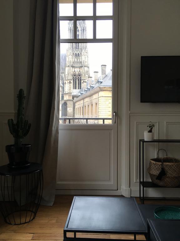 Les Berceaux De La Cathedrale Apartment Reims Luaran gambar