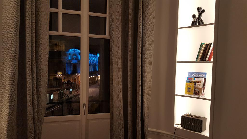 Les Berceaux De La Cathedrale Apartment Reims Luaran gambar