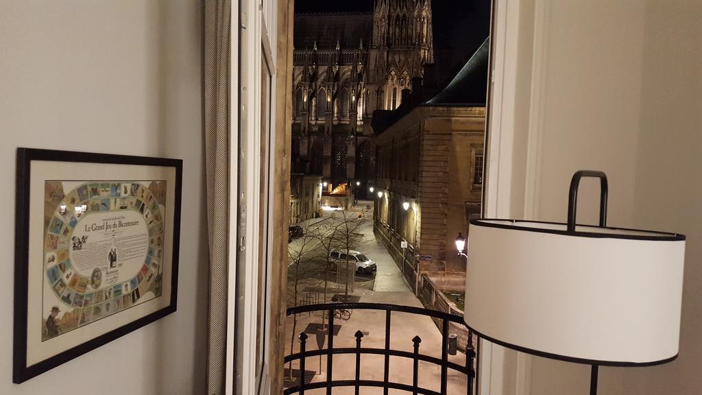 Les Berceaux De La Cathedrale Apartment Reims Luaran gambar