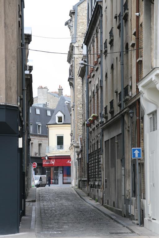 Les Berceaux De La Cathedrale Apartment Reims Luaran gambar